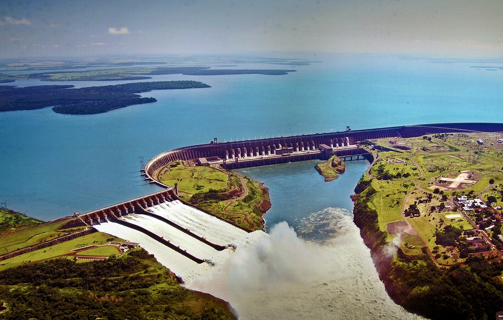Paraguay&rsquo;s Power Utility Plans 22% Investment Cut; Itaip&uacute; Dam Talks Paused